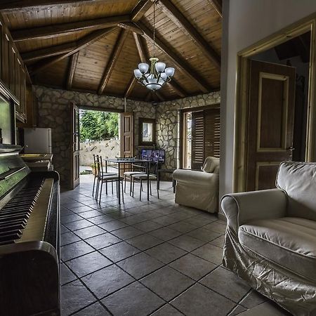 Αggi'S Vila Laganas Exterior foto